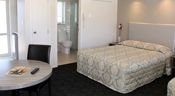 spacious ground floor Remuera units